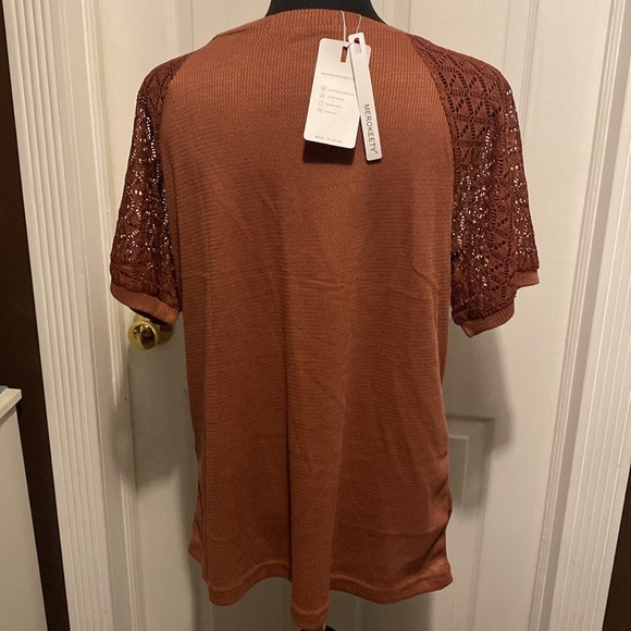 Merokeety Rust Waffle Textured V-Neck Tee Sheer Designed Short Sleeves Sz XL NWT - Picture 4 of 4